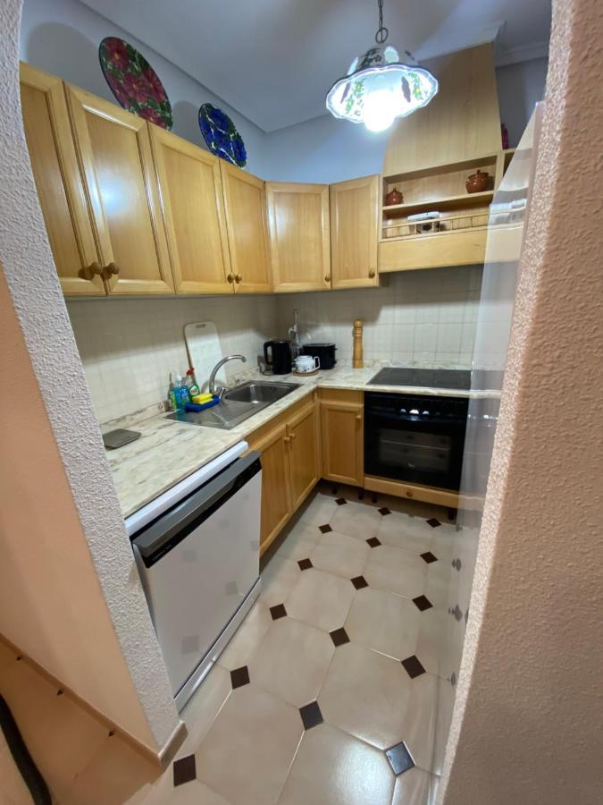 Orihuela Costa 2-Bedroom 1-Bath Renovated Vacation Rental On La Zenia Beach Exterior photo