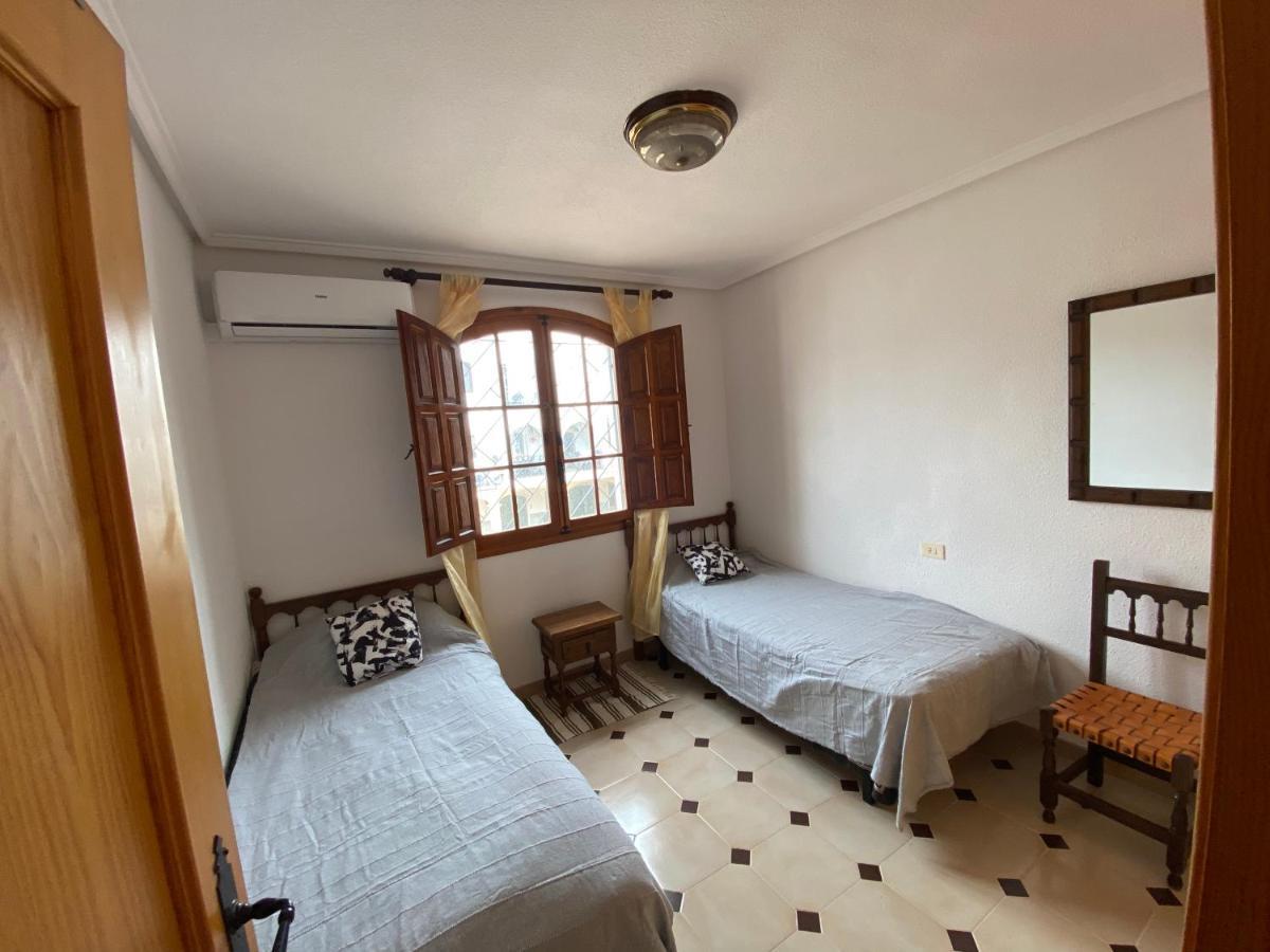 Orihuela Costa 2-Bedroom 1-Bath Renovated Vacation Rental On La Zenia Beach Exterior photo